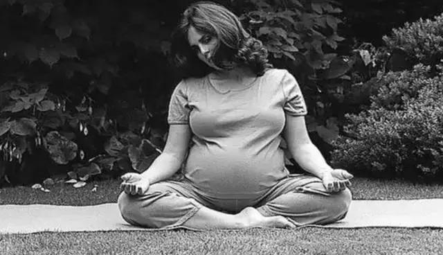 孕妇晚期瑜伽操60分钟完全版,初学孕妇瑜伽视频教程