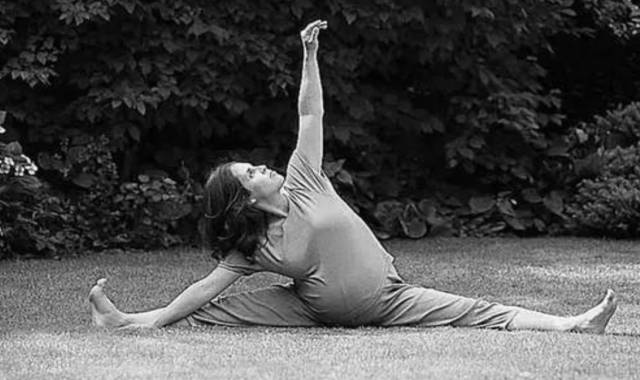 孕妇晚期瑜伽操60分钟完全版,初学孕妇瑜伽视频教程