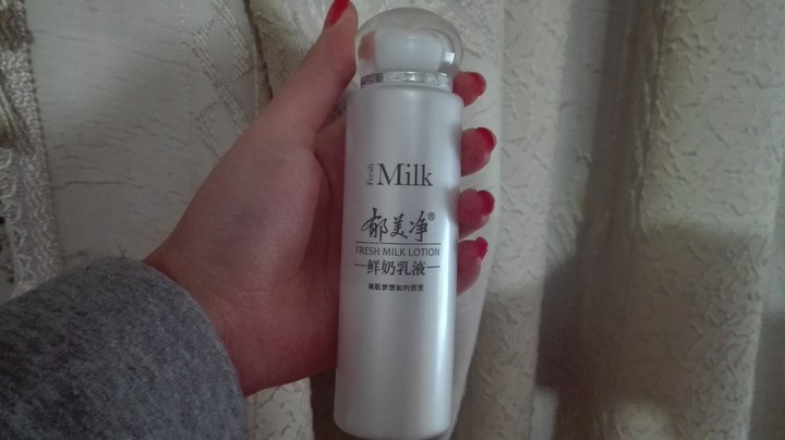 合适敏感肌肤用的国货化妆品,种草好物推荐女生护肤学生党