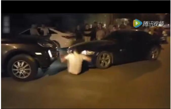 宝马女司机和卡宴,保时捷车主惹毛宝马女司机