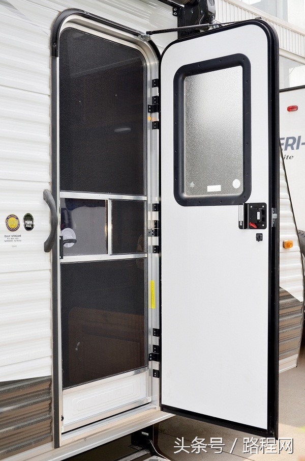 捷途旅行者能够拖挂的房车,牧牛笛极途升顶拖挂房车