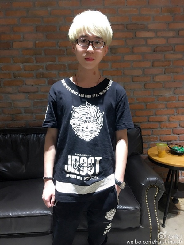 杨过白发,王者荣耀杨过重剑无锋