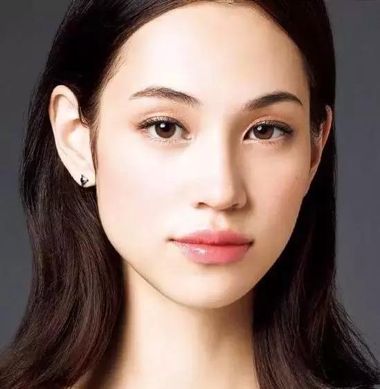 小松菜奈妆合适平时吗,小松菜奈眼妆日常