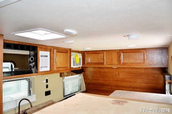 捷途旅行者能够拖挂的房车,牧牛笛极途升顶拖挂房车