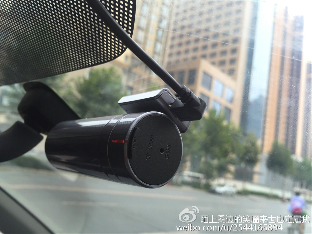 宝马360度全景行车记录仪拍摄碰瓷,盯盯拍行车记录仪排行榜