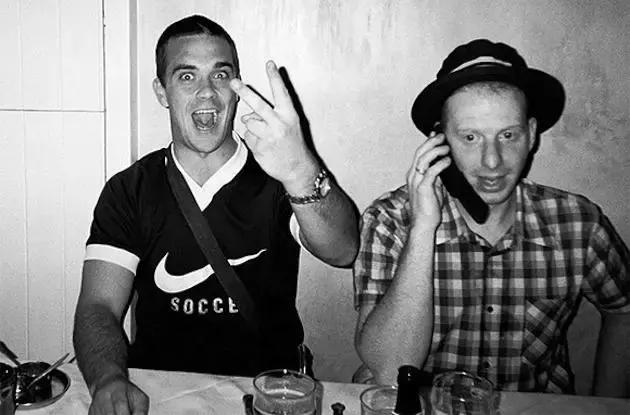 出境手势怎么摆,出国旅游不礼貌的手势