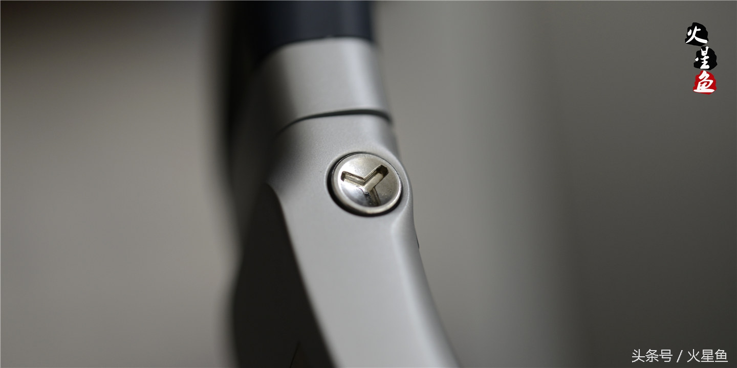 新日式日耳曼战车—耳机大佬森海塞尔的私生子HD630VB简评