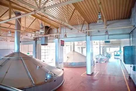 现代化酿造系统让啤酒口味众口不再难调！