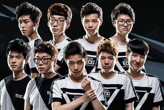 s6总决赛第一场ssg,s6rng总决赛几强