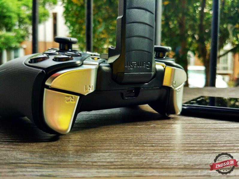 最真实的游戏手柄,手柄游戏是一代人的回忆