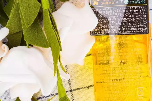 Word天！曾经不起眼的姨妈巾，这次颠覆了我们的三观