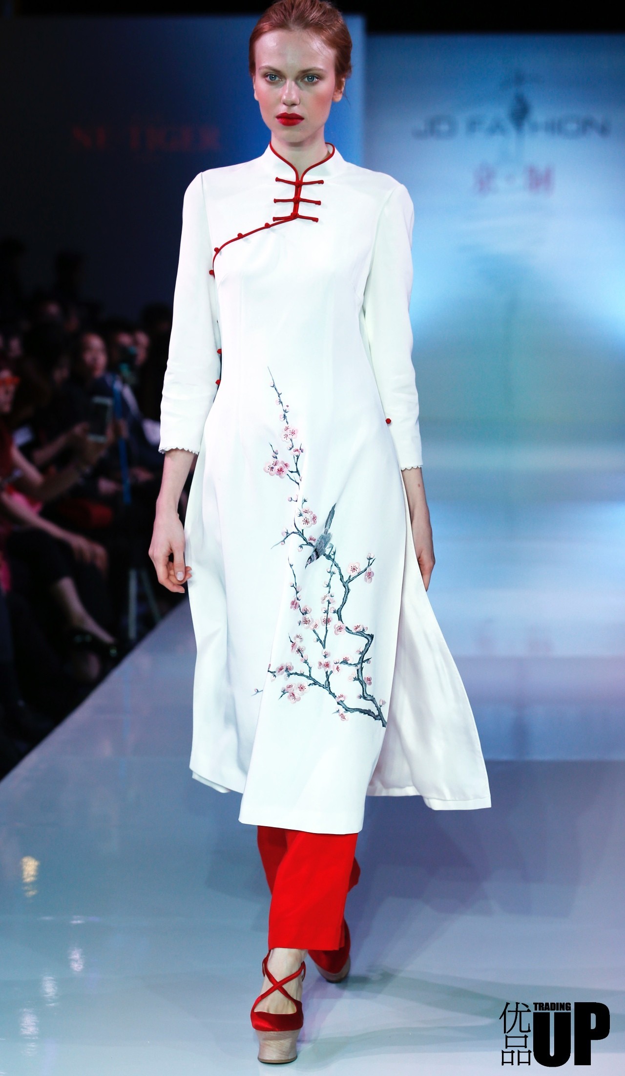 京制华服惊艳伦敦中国定制享誉全球——NE·TIGER高级成衣定制京东旗舰店上线伦敦发布会