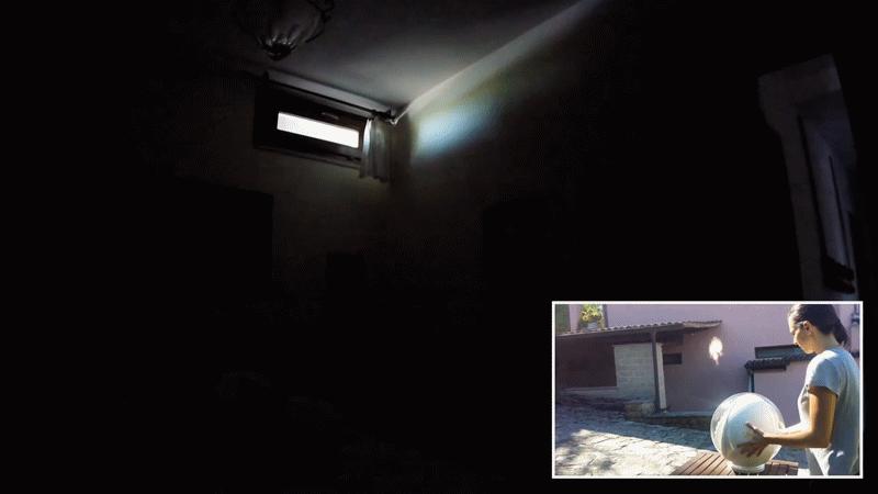 你拿镜子晃人时，有人用它点亮地下室居住者的家，为100万人带去温暖的日照！