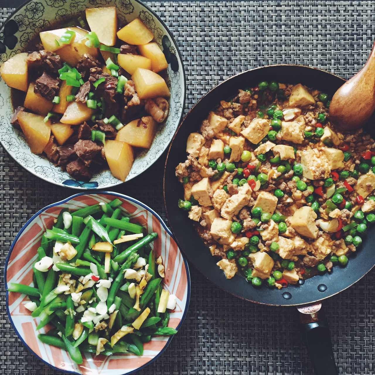 有人宁愿花3000元买一口锅，只是因为它长得好看？|CBNweekly