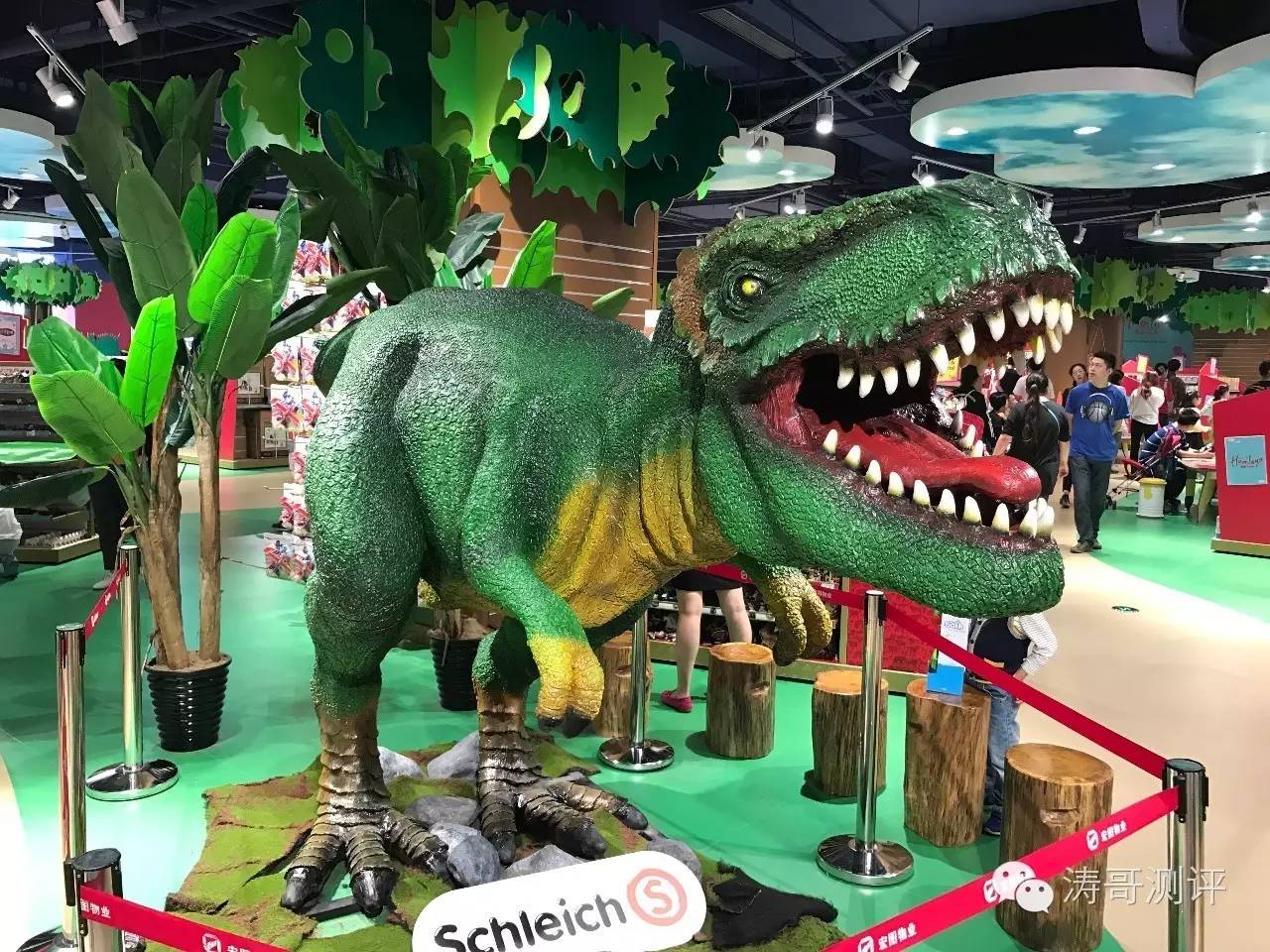 这里真是玩具的天堂啊！