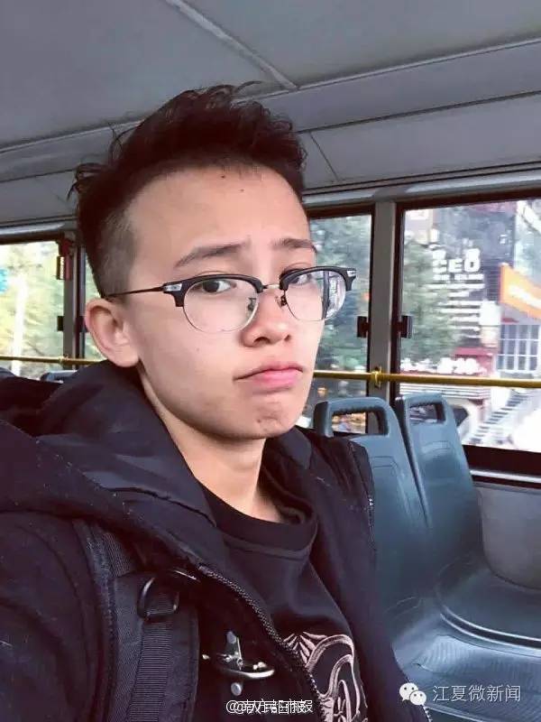 我伙呆!开着开着就饿了!两货车停高速应急车道,4人下车做饭...