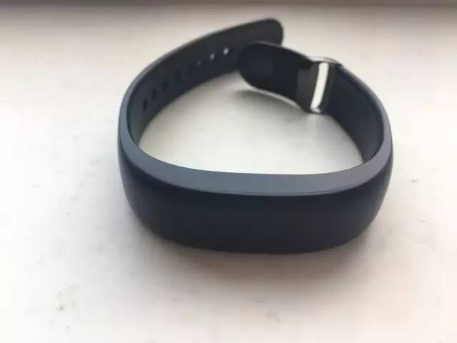 魅族手环与小米手环2,魅族手环深度评测