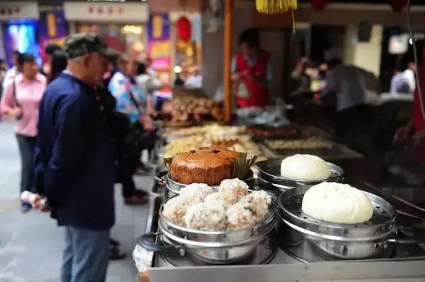 国庆来重庆从你的全世界路过,国庆来了完全视频