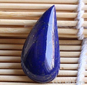 “睹物思天”，雾霾天里的它色相如天——青金石