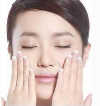 痘痘肌冬天皮肤保湿最好的方法,痘痘敏感肌冬季补水用什么