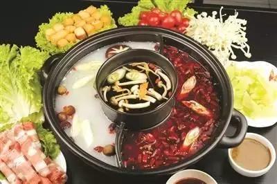 重庆美食爆辣火锅,重庆美食大快朵颐