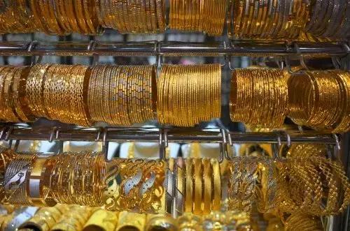 最新国内免税店购物攻略,国外机场免税店必买清单