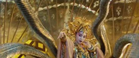 看完前面的各种毁三观，发现范冰冰伸舌撩，简直是突破了天际！