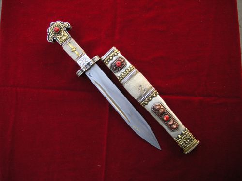 少数民族有刀吗,中国少数民族最好的手工刀