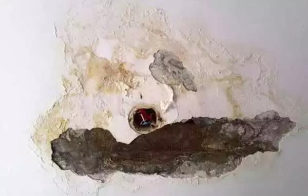 屋顶漏水怎么办最有效的办法,屋顶漏水怎么彻底解决