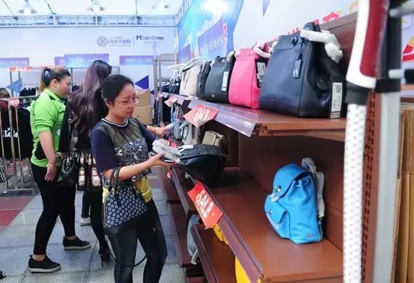 国庆来重庆从你的全世界路过,国庆来了完全视频