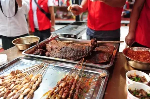 国庆来重庆从你的全世界路过,国庆来了完全视频