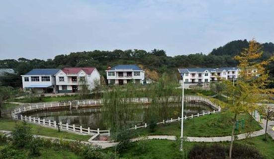 大别山中大金寨，这23个乡镇貌美如花，十一你不来？