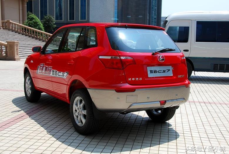 有颜值的suv家用40万,一款颜值高内饰美动力强的小型suv