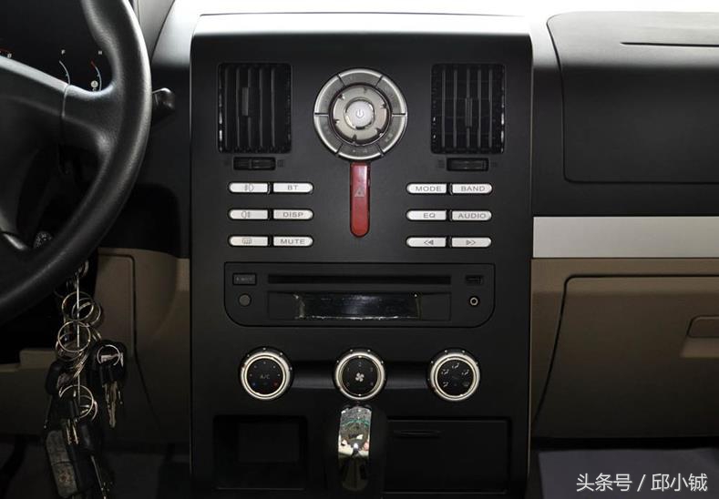 有颜值的suv家用40万,一款颜值高内饰美动力强的小型suv