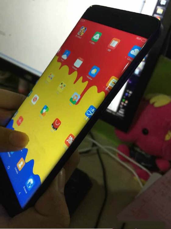 三星s7edge当年有多惊艳,三星s7edge当年多惊艳