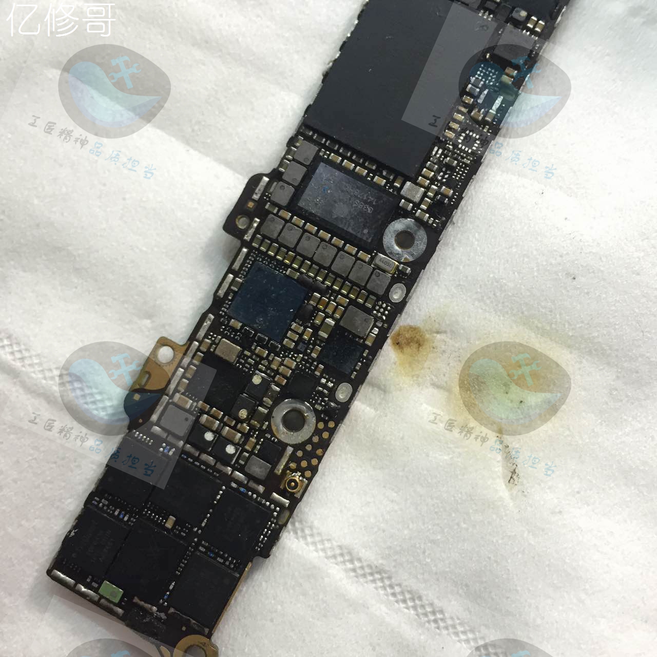 维修记录iphone,苹果5s一直白苹果蓝屏