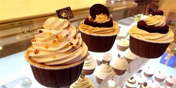 两人用餐一人免单,两人生日餐厅推荐团购