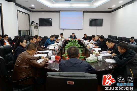 新闻早餐每天三分钟知晓天下事,今日新闻早报十分钟知天下事晨读