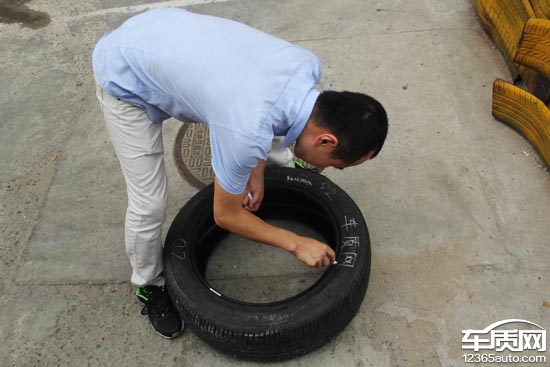 普利司通轮胎出现裂纹图片,普利司通动力侠龟裂解决了吗