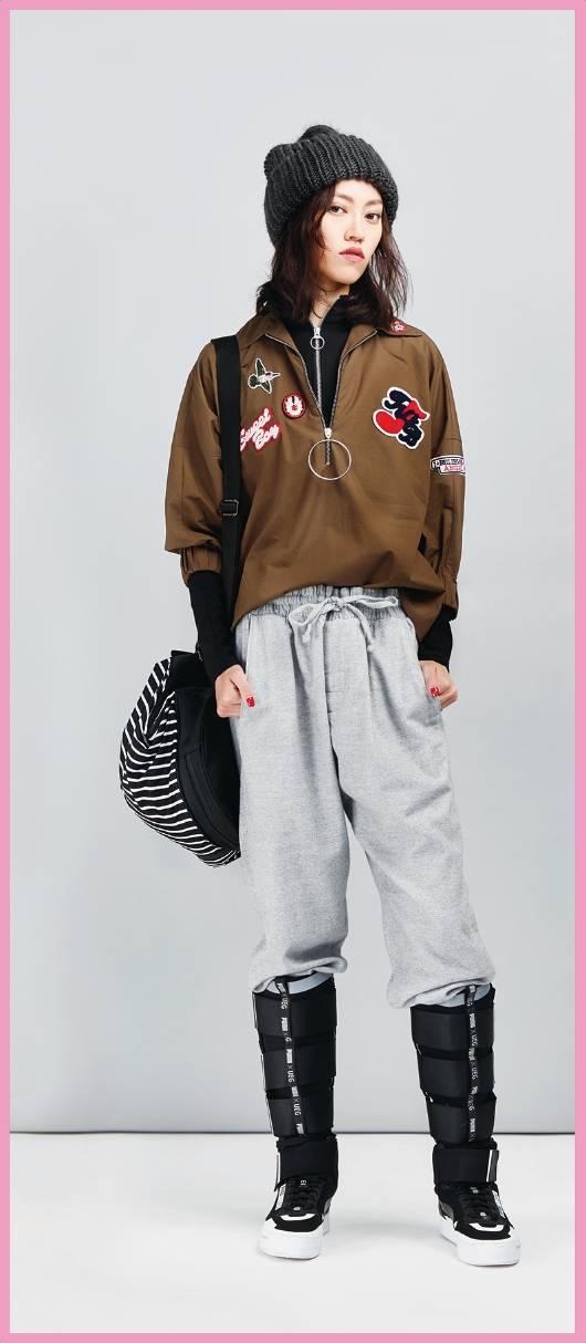 昨晚，我把初中时最爱的袜套翻了出来！