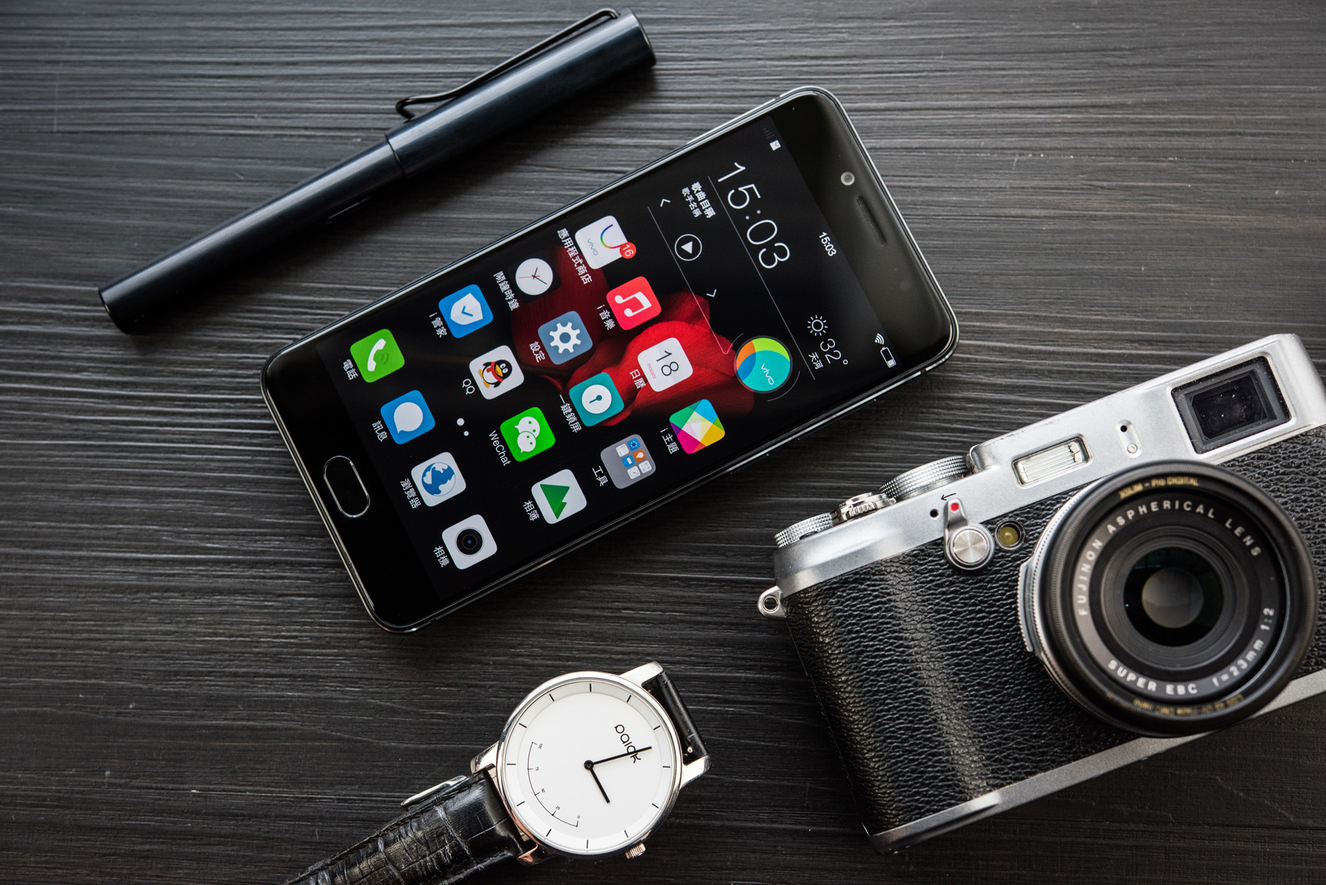 亮黑+128G价格只是苹果7三分一，vivo这机卖疯了