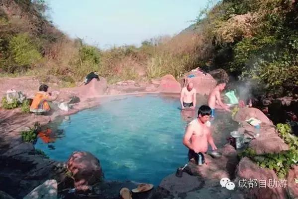 成都周边温泉排名前十名,成都周边最便宜的温泉度假村