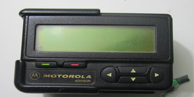 被手机取代的bb机有哪些,以前的bb机到第几年被手机取代