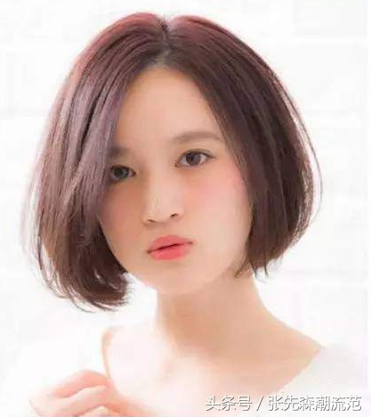 不染不烫合适方脸学生党的发型,2020年最流行的圆脸方脸发型男生