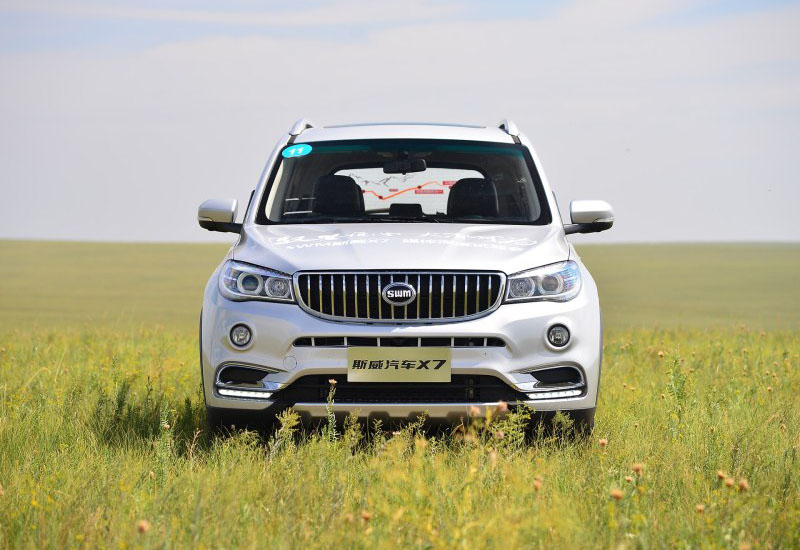 12.9寸大屏还带车载WIFI，这车4米7全系七座顶配才十万