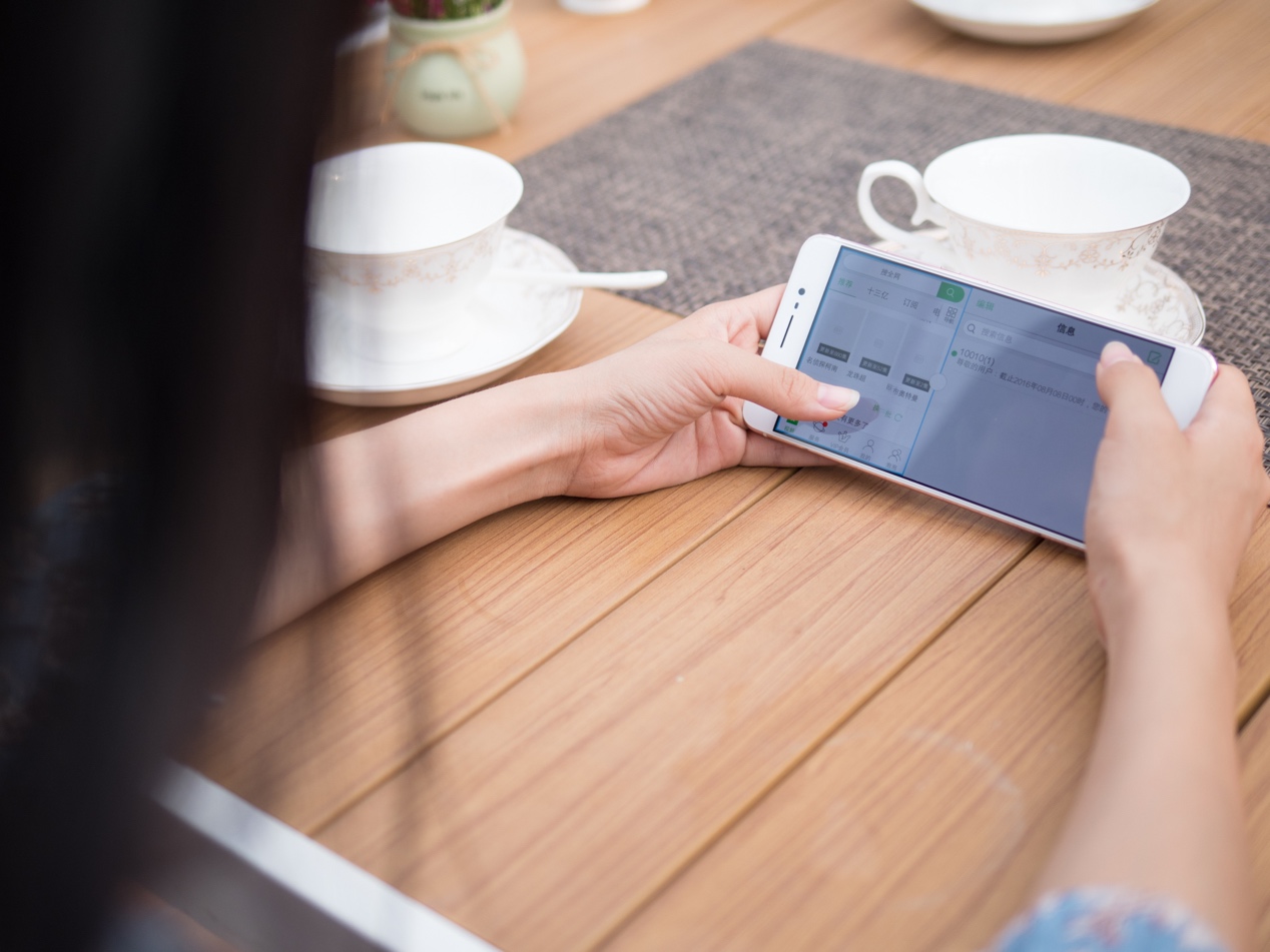 华为苹果vivo哪款手机好,华为苹果vivo高端手机哪个好