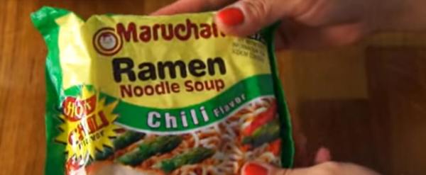 监狱快餐面做法 (监狱的面条怎么吃)