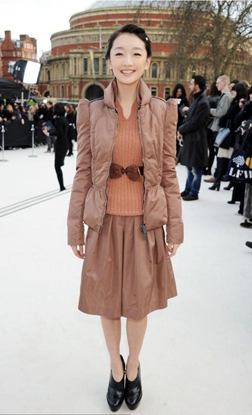 周冬雨为什么能够演静秋,周冬雨版静秋图片