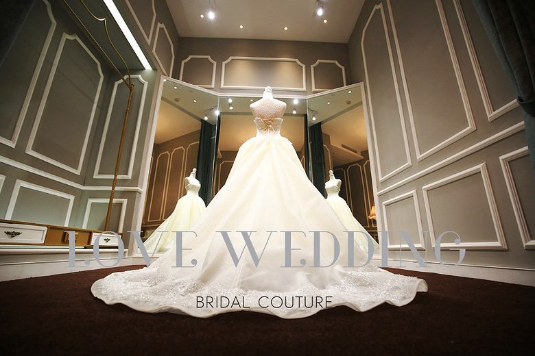 超赞的一家婚纱店强烈推荐,一家值得推荐的婚纱店