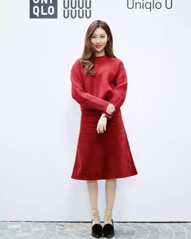 袜子要怎么搭配衣服,袜子正确搭配鞋子穿法